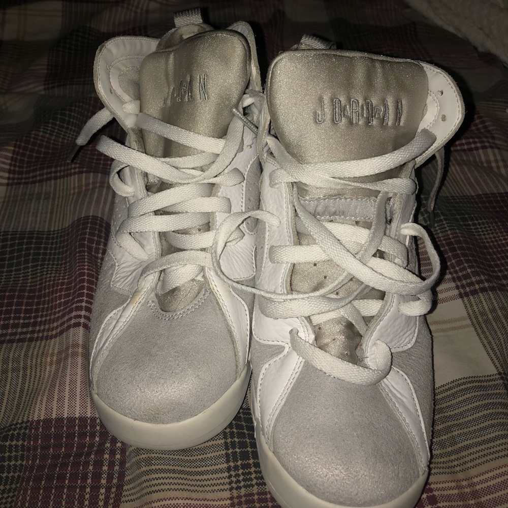 Pure Platinum Jordan 7